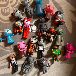 Vibrant Character Action Figure Set